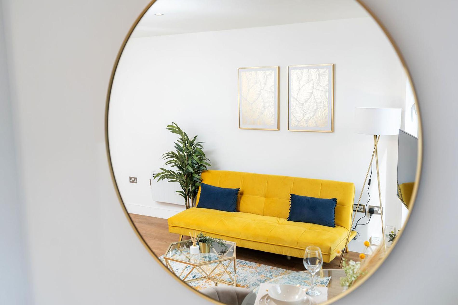 Exclusive Apartment - City Centre - Free Parking -Wifi Netflix- Juliet Balcony Лидс Экстерьер фото